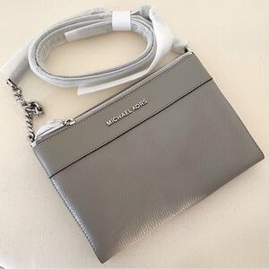New Michael Kors Double Zip Wallet Crossbody